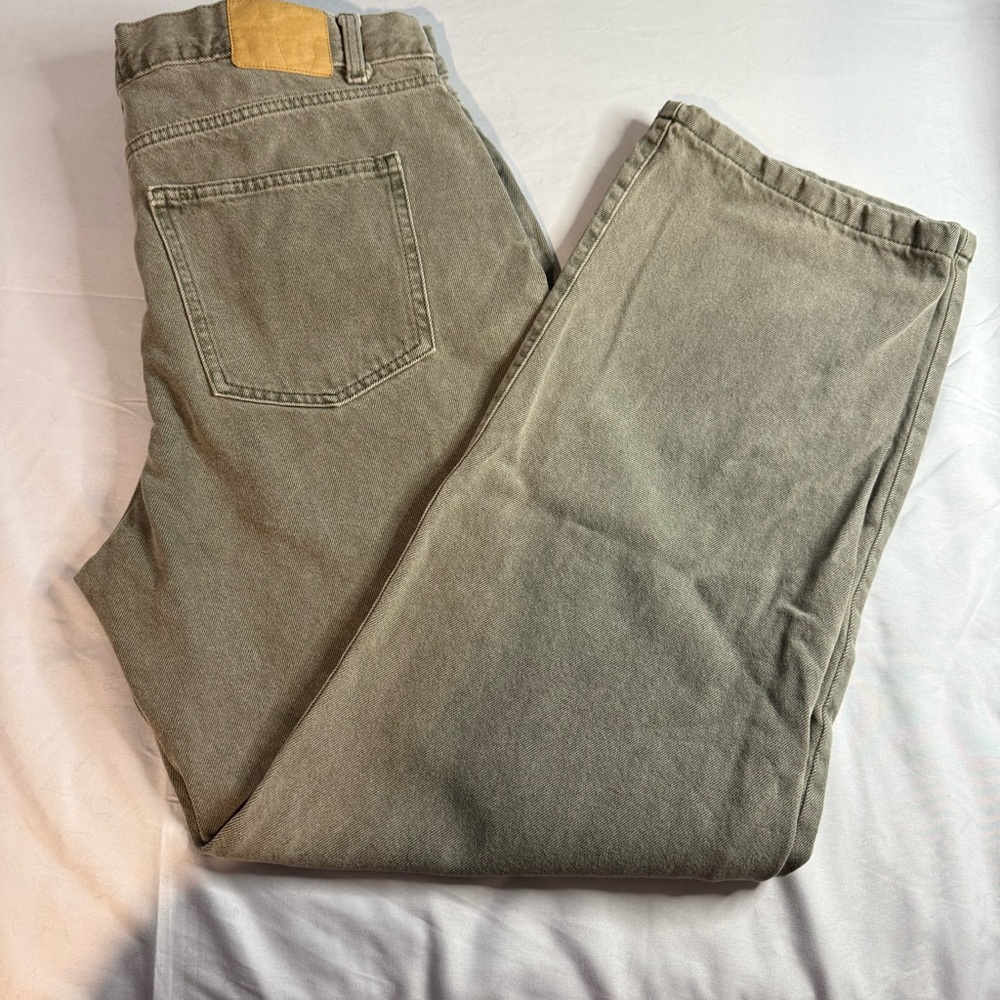 Cotton On Loose Straight Jeans in Light Gray Size 12